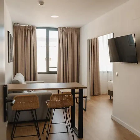 Eszentrico & Rooftop Bar 4*