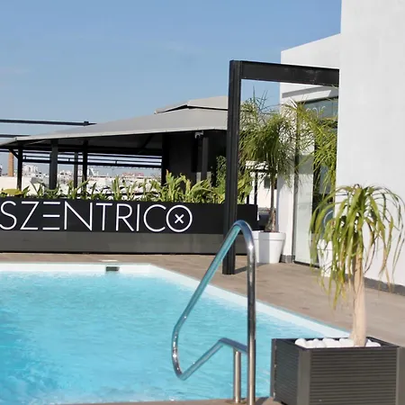 Eszentrico & Rooftop Bar 公寓式酒店