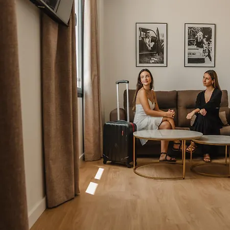 Eszentrico & Rooftop Bar 4*