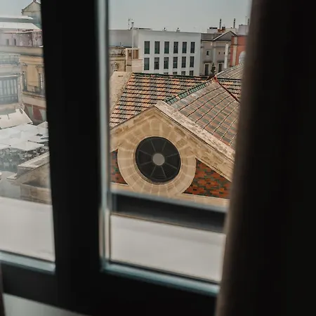 Eszentrico & Rooftop Bar