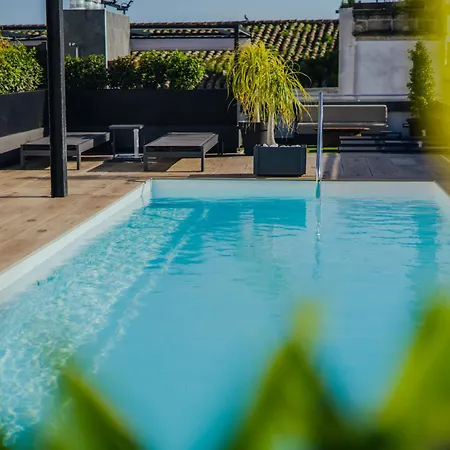 公寓式酒店 Eszentrico & Rooftop Bar