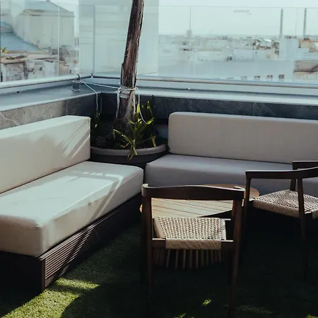 公寓式酒店 Eszentrico & Rooftop Bar