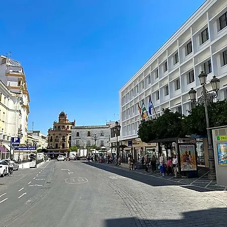 Eszentrico & Rooftop Bar 4*
