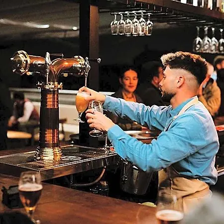Apartmanhotel Eszentrico & Rooftop Bar
