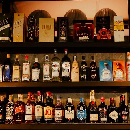 公寓式酒店 Eszentrico & Rooftop Bar 赫雷斯