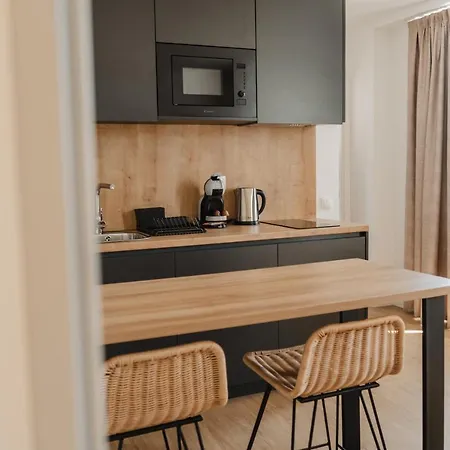 Апарт-готель Eszentrico Jerez