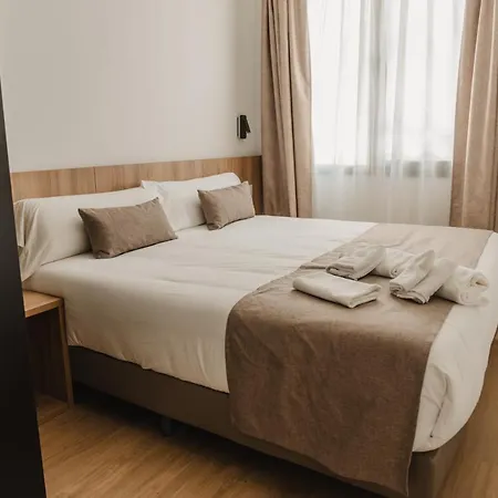 Апарт-готель Eszentrico Jerez Херес-де-ла-Фронтера