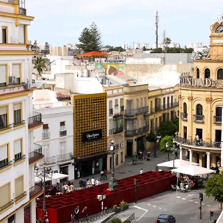 아파트호텔 Eszentrico Jerez